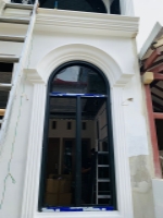 Jendela Aluminium Lengkung